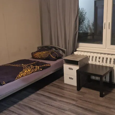 M&R Motel *